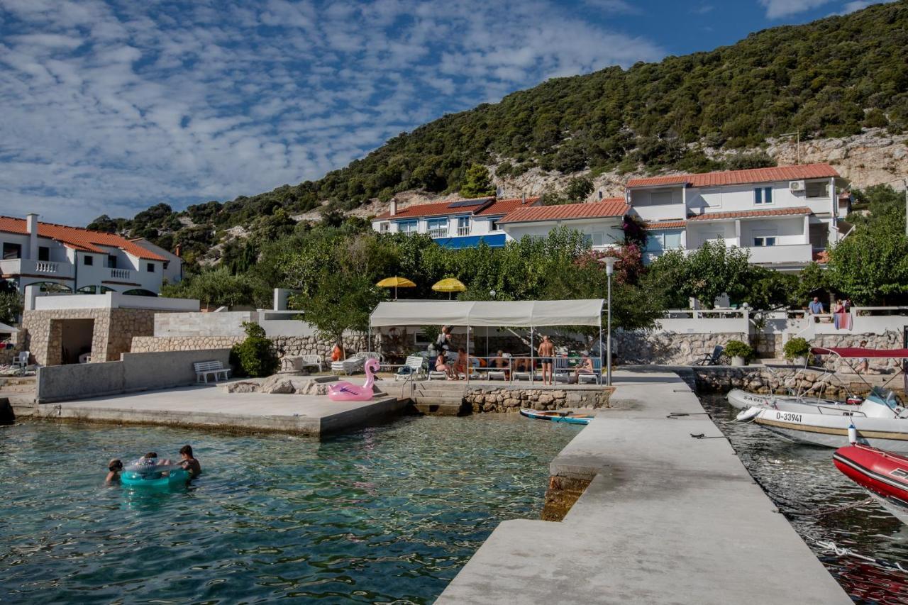 Appartamento House Subic Supetarska Draga Esterno foto