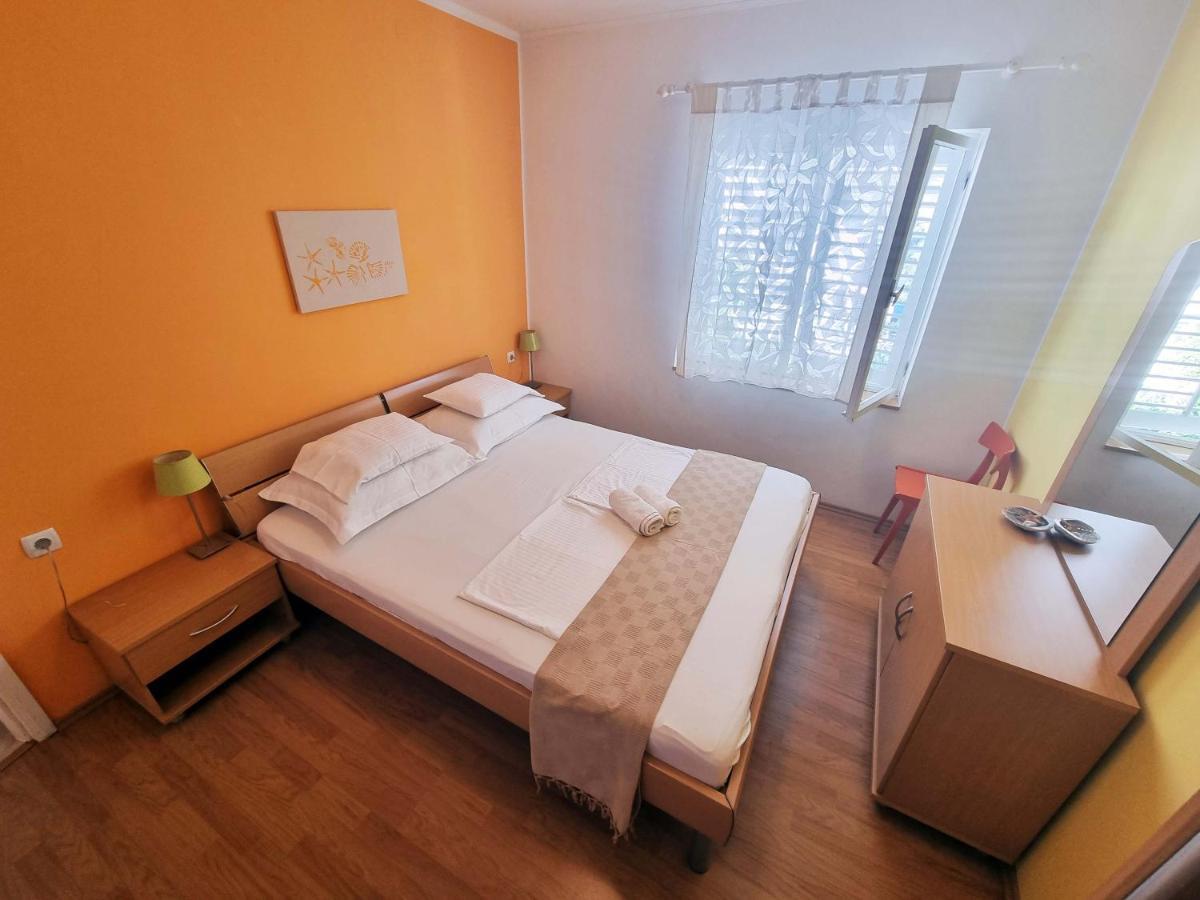 Appartamento House Subic Supetarska Draga Esterno foto