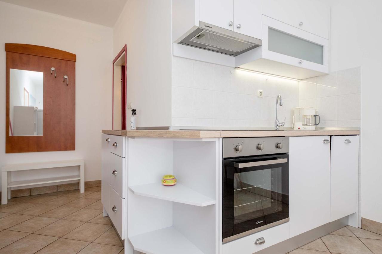 Appartamento House Subic Supetarska Draga Esterno foto
