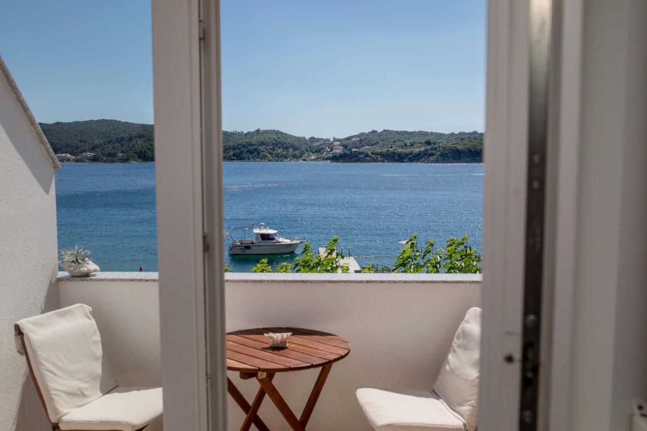 Appartamento House Subic Supetarska Draga Esterno foto