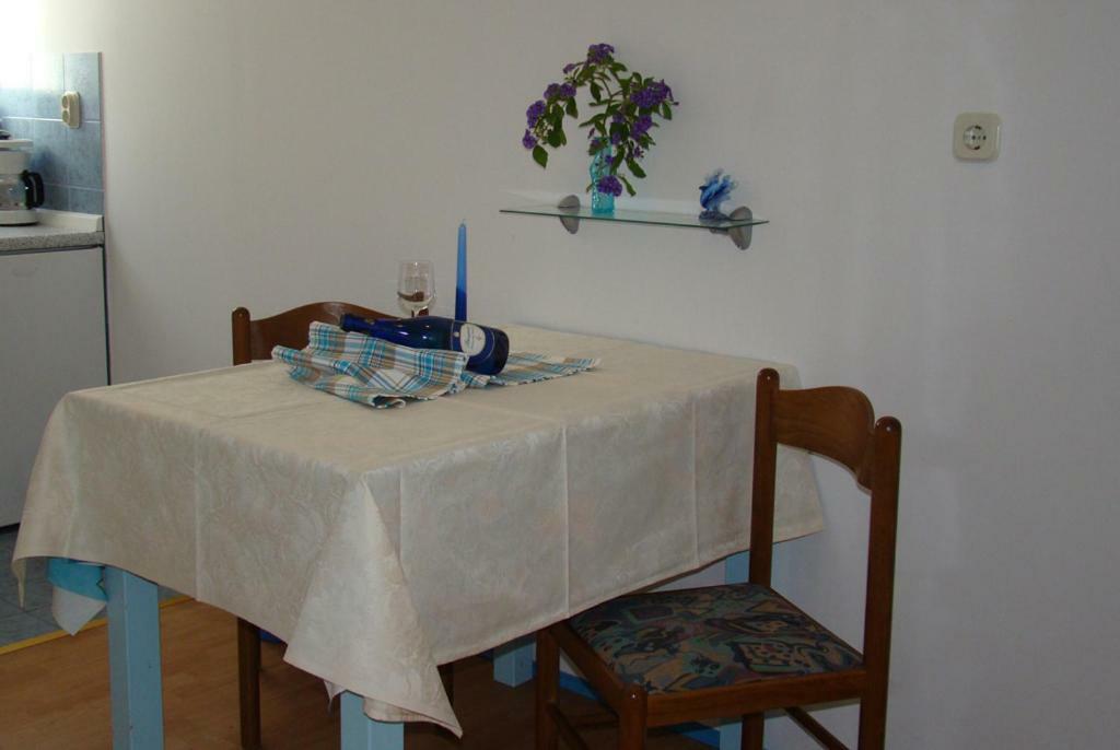 Appartamento House Subic Supetarska Draga Esterno foto