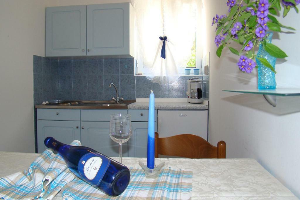 Appartamento House Subic Supetarska Draga Esterno foto